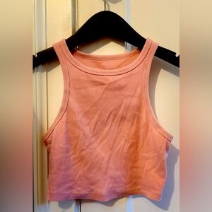 Pink crop tank top in women’s xs